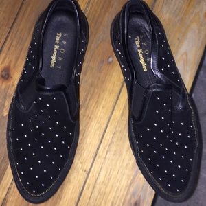 Studded flats